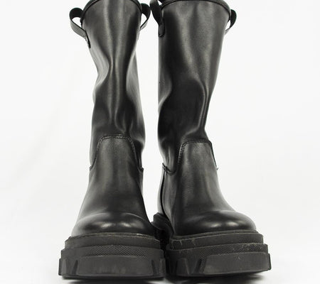 OFF 1033 BOOTS IN BLACK.