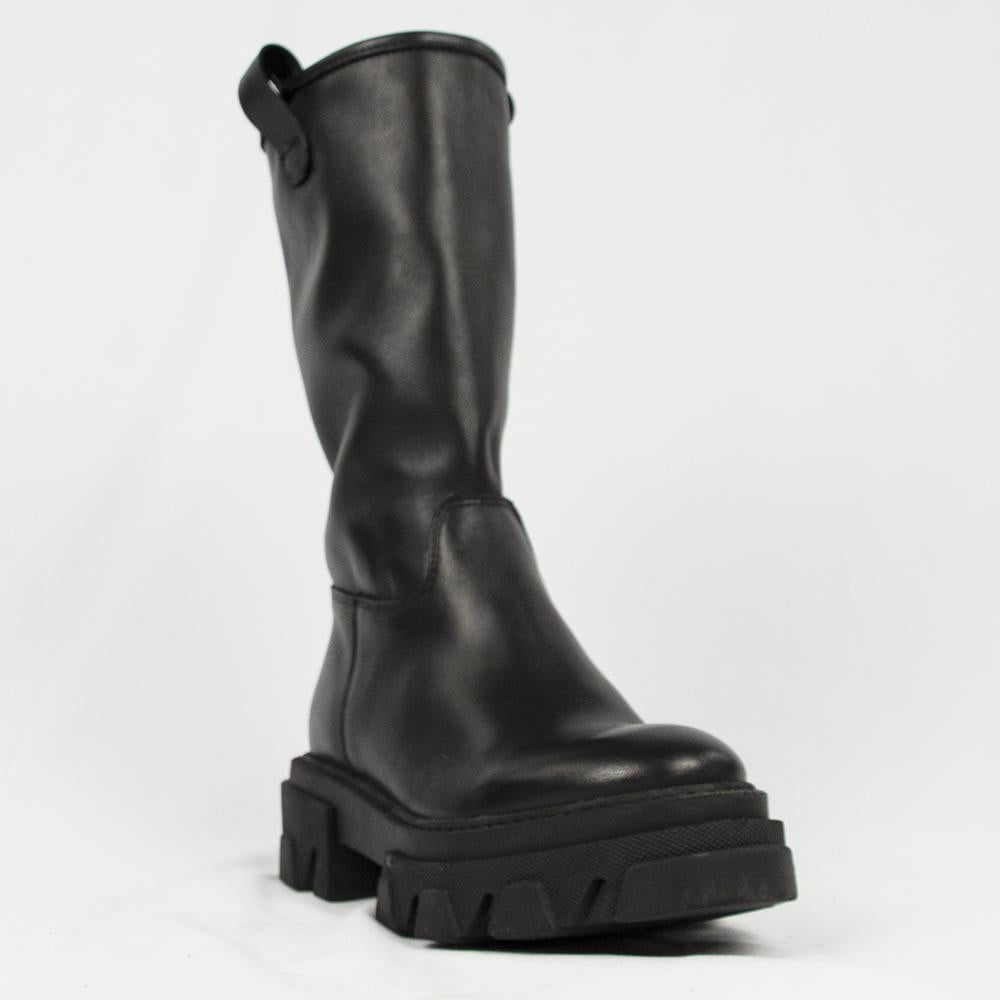 OFF 1033 BOOTS IN BLACK.