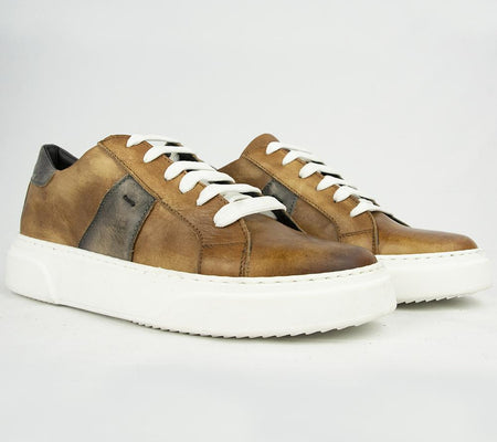 RAF 80174 SNAEAKERS IN COGNAC & DARK BLU.