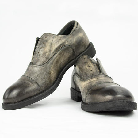 OFF 2005 SHOES IN WASHED CHESTNUT.