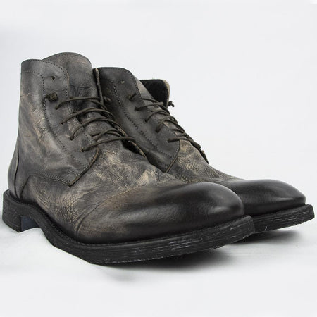 OFF 2004 ANKLE BOOTS IN WASHED CHESTNUT.