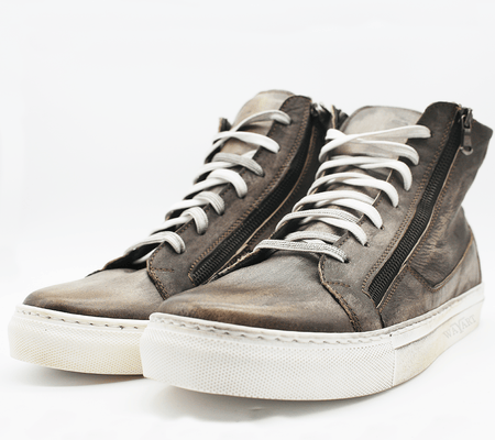 RAF80171 Grey washed sneaker+ double zip.