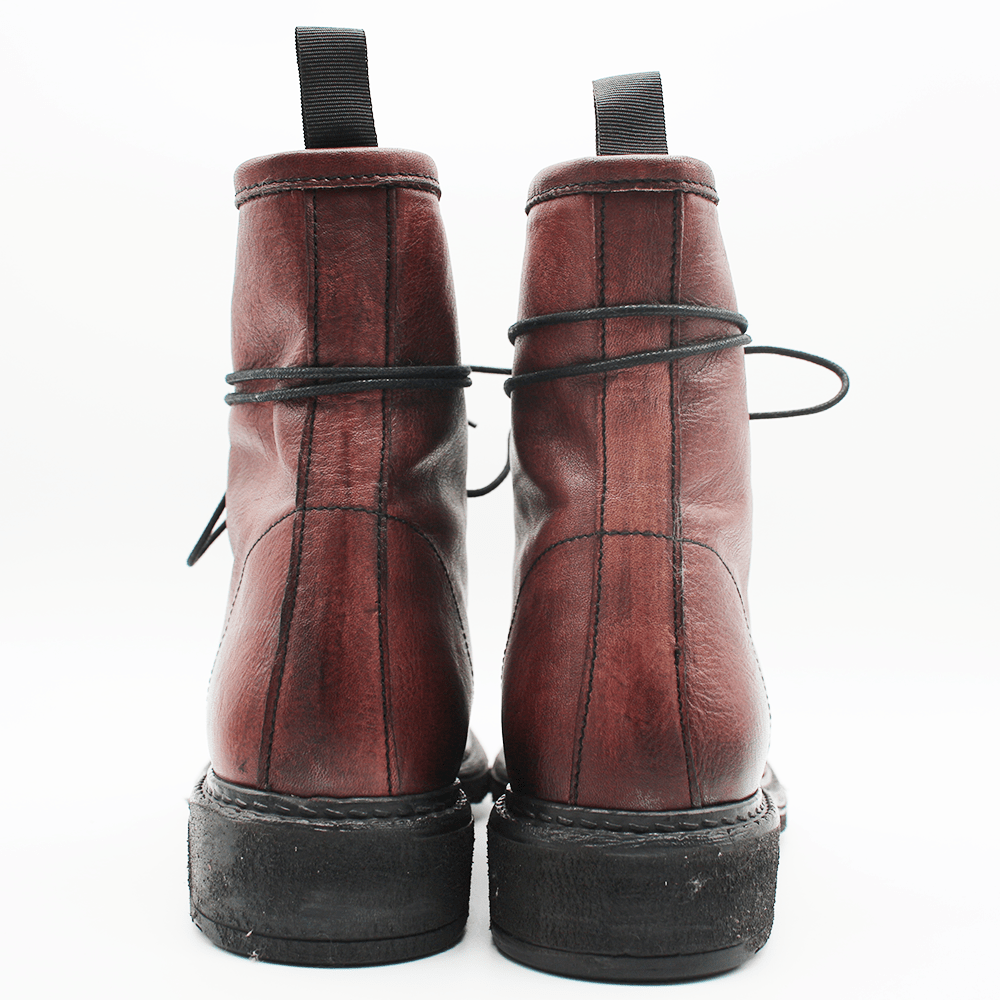 TR 1006 Low Boot in washed red.